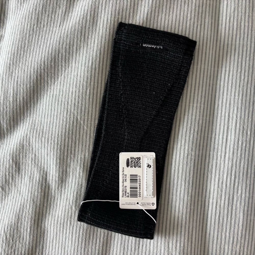 lululemon athletica Black Ear Warmer
